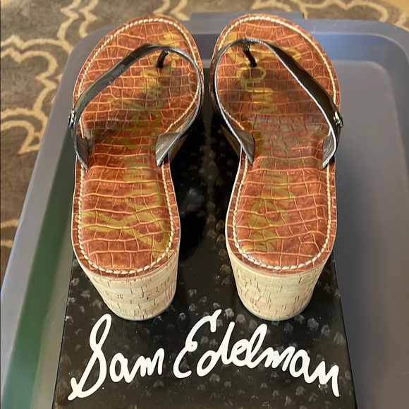 Sam Edelman Black Wedge Sandals - Picture 5 of 6